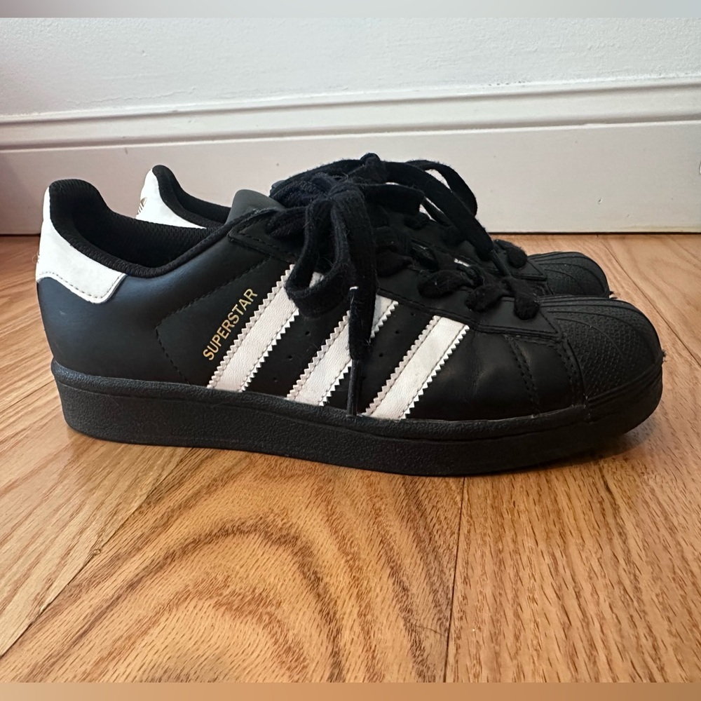 Black Adidas Superstars